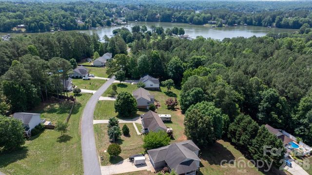 4967 Addison Lane, Hickory, NC 28601