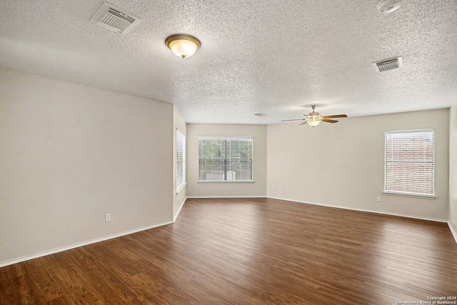 10423 Fork, San Antonio, TX 78245