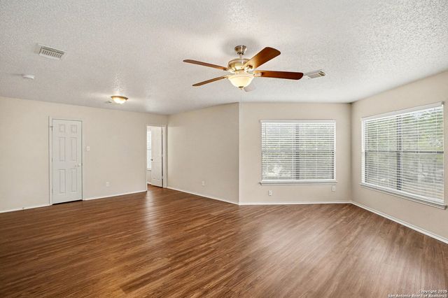 10423 Fork, San Antonio, TX 78245