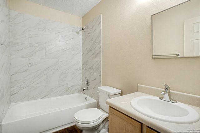 10423 Fork, San Antonio, TX 78245