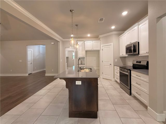2507 Buckside Street, Springdale, AR 72762