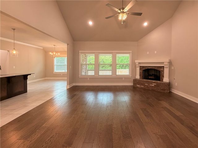 2507 Buckside Street, Springdale, AR 72762