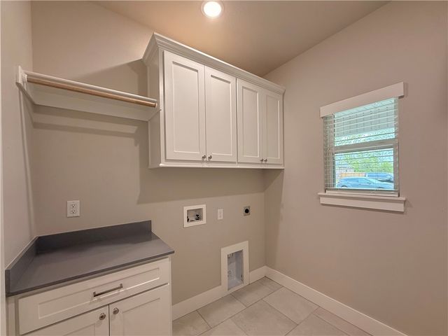 2507 Buckside Street, Springdale, AR 72762