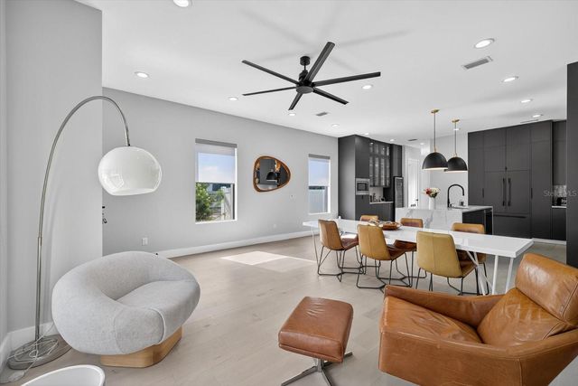 423 W AMELIA AVENUE 2, Tampa, FL 33602