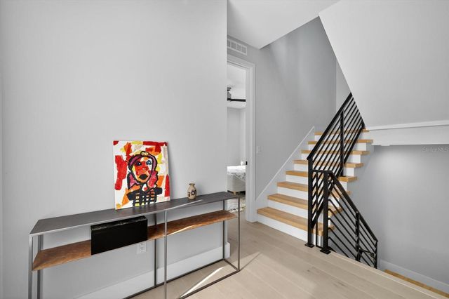 423 W AMELIA AVENUE 2, Tampa, FL 33602