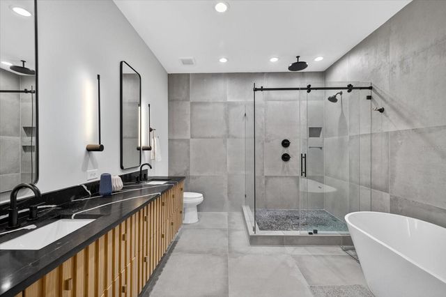 423 W AMELIA AVENUE 2, Tampa, FL 33602