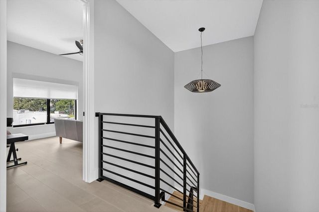 423 W AMELIA AVENUE 2, Tampa, FL 33602