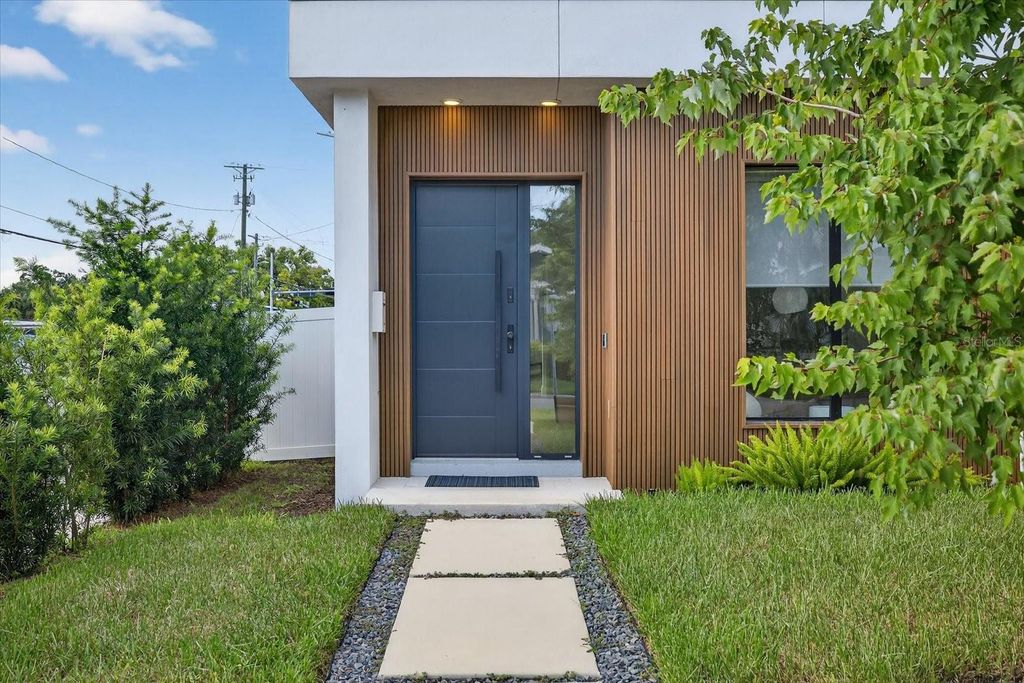 423 W AMELIA AVENUE 2, Tampa, FL 33602