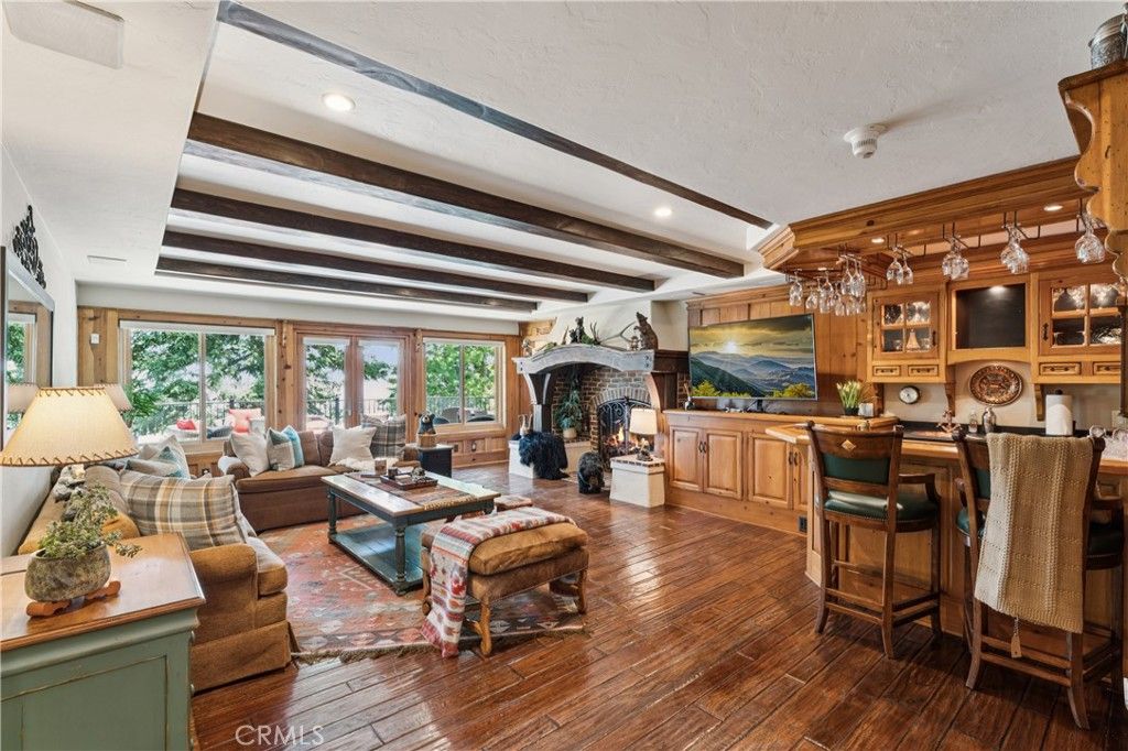 Image 12 of property listing at 29162 Bald Eagle Ridge, Lake Arrowhead, CA 92352