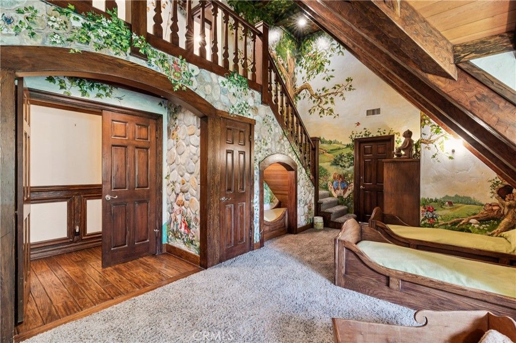 Image 18 of property listing at 29162 Bald Eagle Ridge, Lake Arrowhead, CA 92352