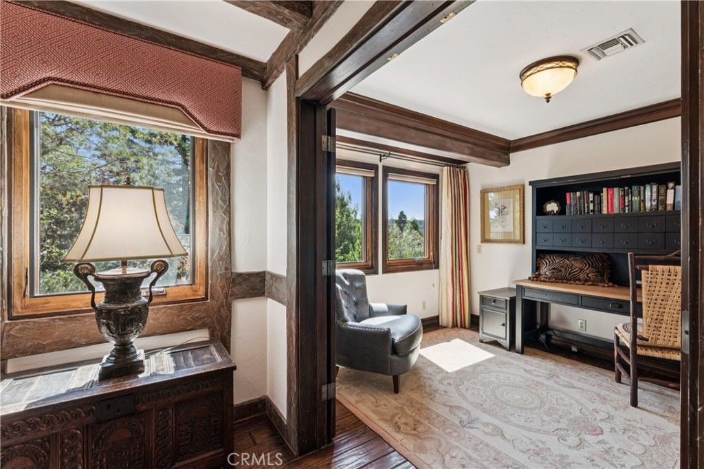 Image 23 of property listing at 29162 Bald Eagle Ridge, Lake Arrowhead, CA 92352