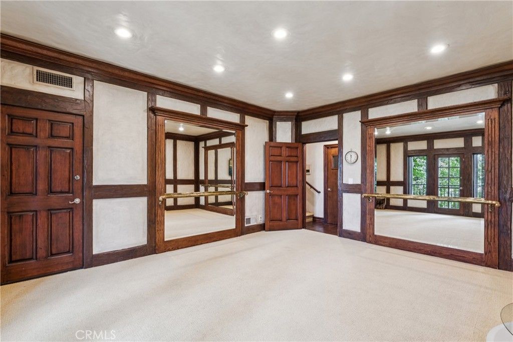 Image 42 of property listing at 29162 Bald Eagle Ridge, Lake Arrowhead, CA 92352
