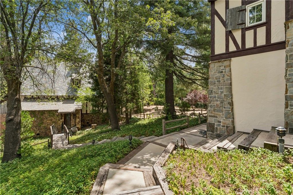Image 46 of property listing at 29162 Bald Eagle Ridge, Lake Arrowhead, CA 92352