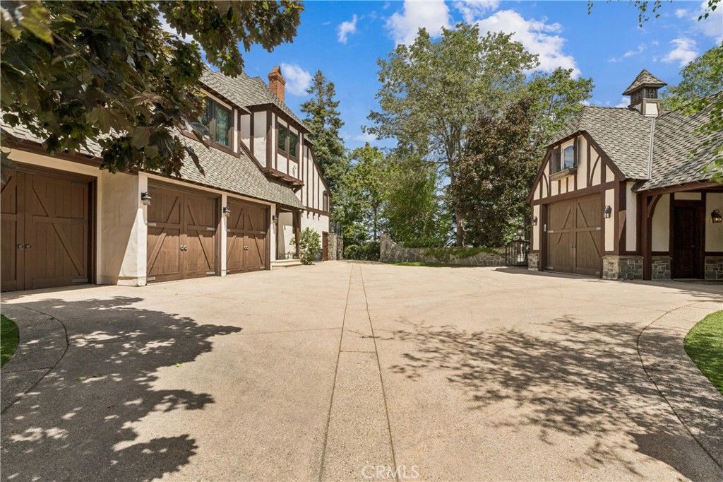 Image 57 of property listing at 29162 Bald Eagle Ridge, Lake Arrowhead, CA 92352