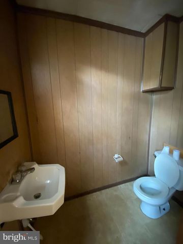 2046 BRIDGE ST, Philadelphia, PA 19124