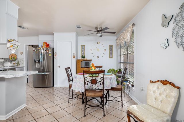 1891 Erlanger Dr, Baton Rouge, LA 70816