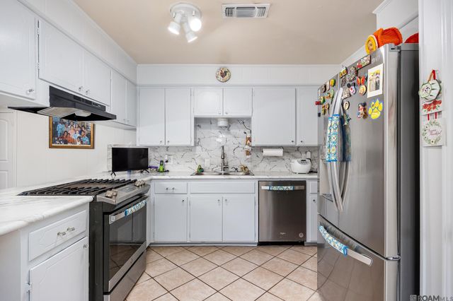 1891 Erlanger Dr, Baton Rouge, LA 70816