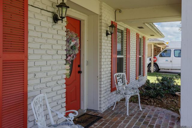 1891 Erlanger Dr, Baton Rouge, LA 70816