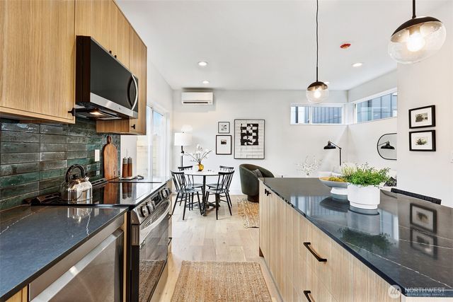 2006 C 19th Avenue S, Seattle, WA 98144