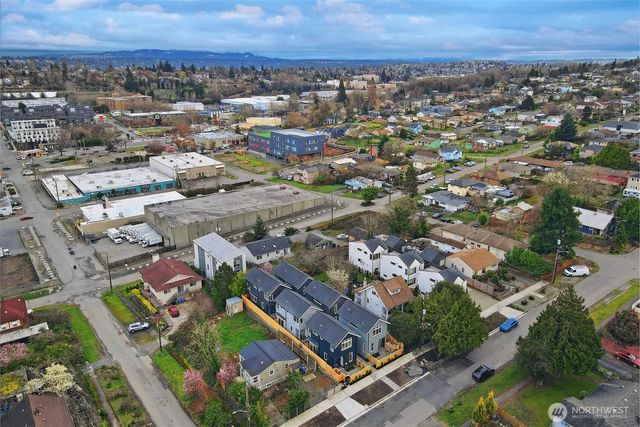 2006 C 19th Avenue S, Seattle, WA 98144