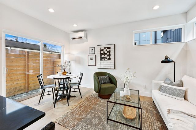 2006 C 19th Avenue S, Seattle, WA 98144