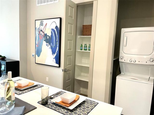 401 W 25th Street 1413, Houston, TX 77008