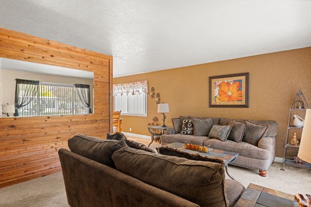 1284 N SONATA ST, Salt Lake City, UT 84116