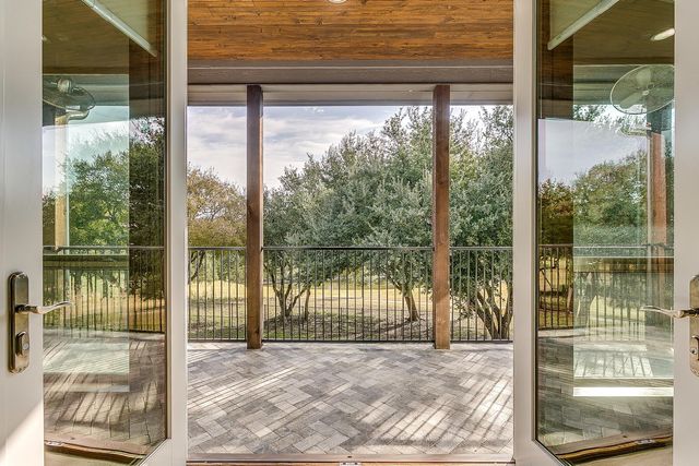 19069 Lakeview Court, Whitney, TX 76692