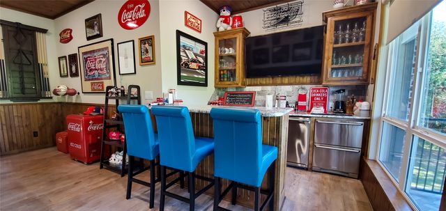 19069 Lakeview Court, Whitney, TX 76692