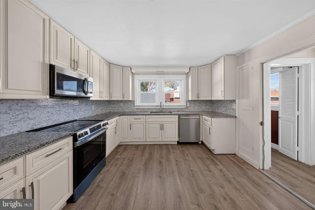 52 LAWSON AVE, Claymont, DE 19703
