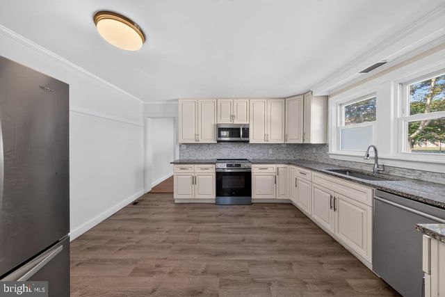 52 LAWSON AVE, Claymont, DE 19703