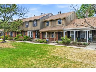 8752 E Amherst Dr B, Denver, CO 80231
