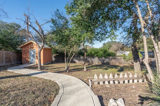 607 Colwyn Pass, San Antonio, TX 78216