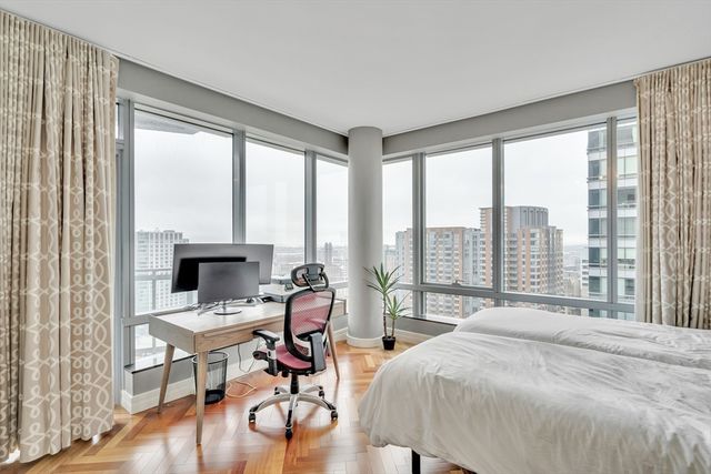 1 Avery Street 27C, Boston, MA 02111