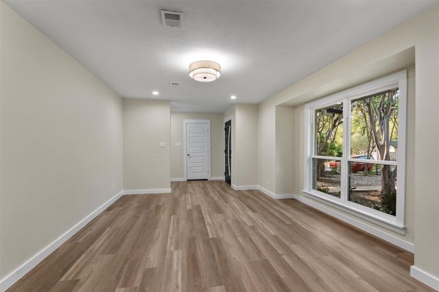 12333 Blue Water DR, Austin, TX 78758