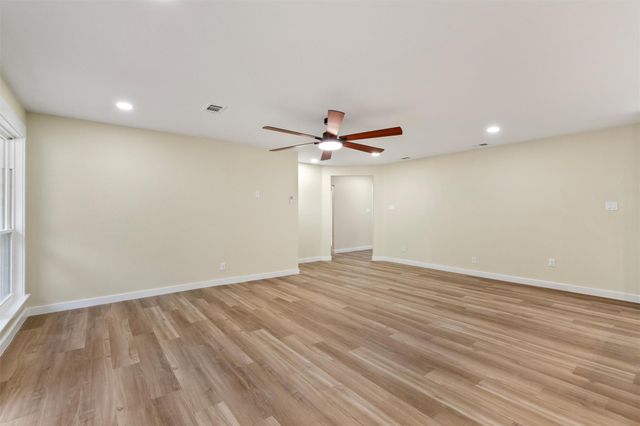 12333 Blue Water DR, Austin, TX 78758