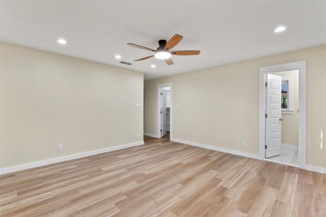 12333 Blue Water DR, Austin, TX 78758