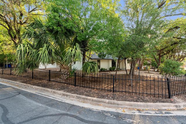 12333 Blue Water DR, Austin, TX 78758