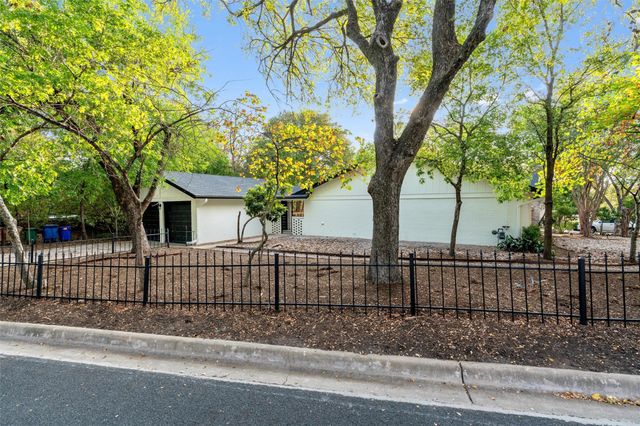 12333 Blue Water DR, Austin, TX 78758