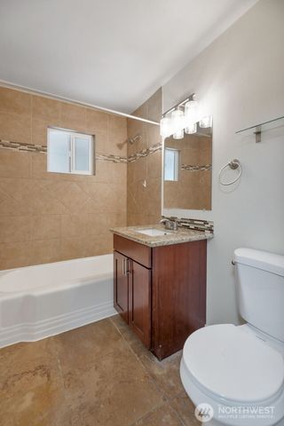 11229 29th Avenue SW, Seattle, WA 98146