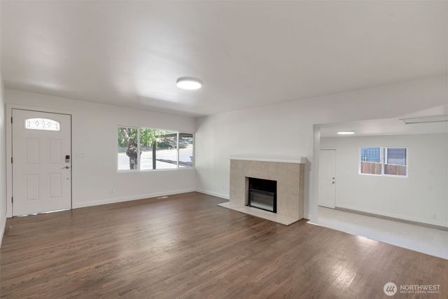 11229 29th Avenue SW, Seattle, WA 98146