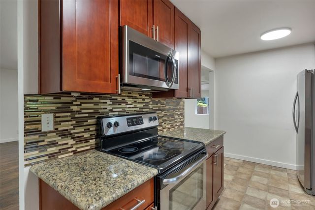 11229 29th Avenue SW, Seattle, WA 98146