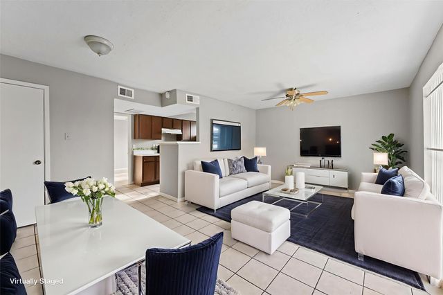 8342 Baker Drive B, Houston, TX 77017