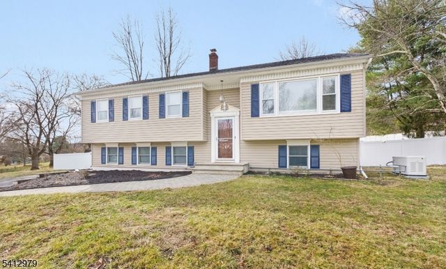 12 Mile Dr, Chester Twp., NJ 07930