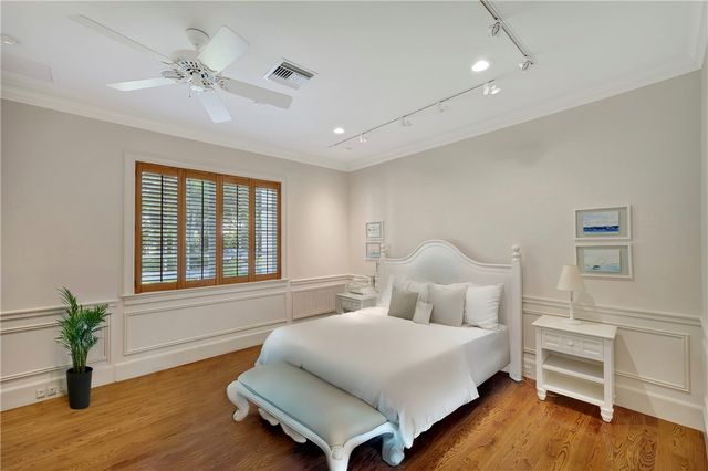 140 Waterway Lane, Vero Beach, FL 32963