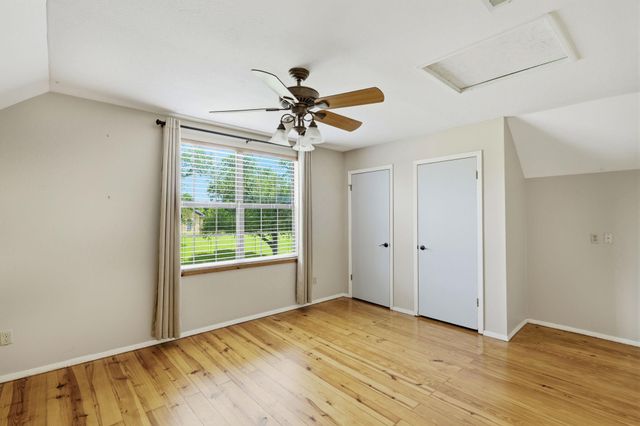 903 SUMMIT CRES, Round Rock, TX 78664