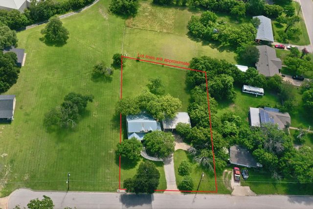 903 SUMMIT CRES, Round Rock, TX 78664