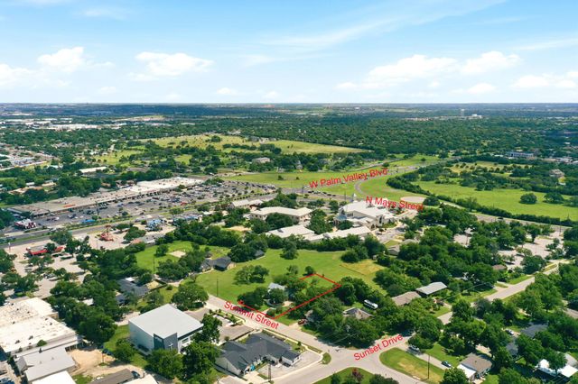 903 SUMMIT CRES, Round Rock, TX 78664