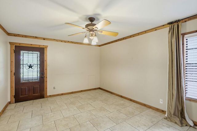 903 SUMMIT CRES, Round Rock, TX 78664