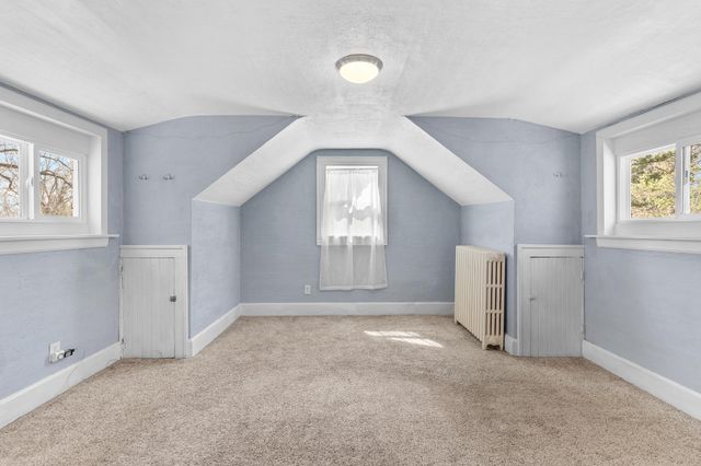 695 Idaho Avenue E, Saint Paul, MN 55106